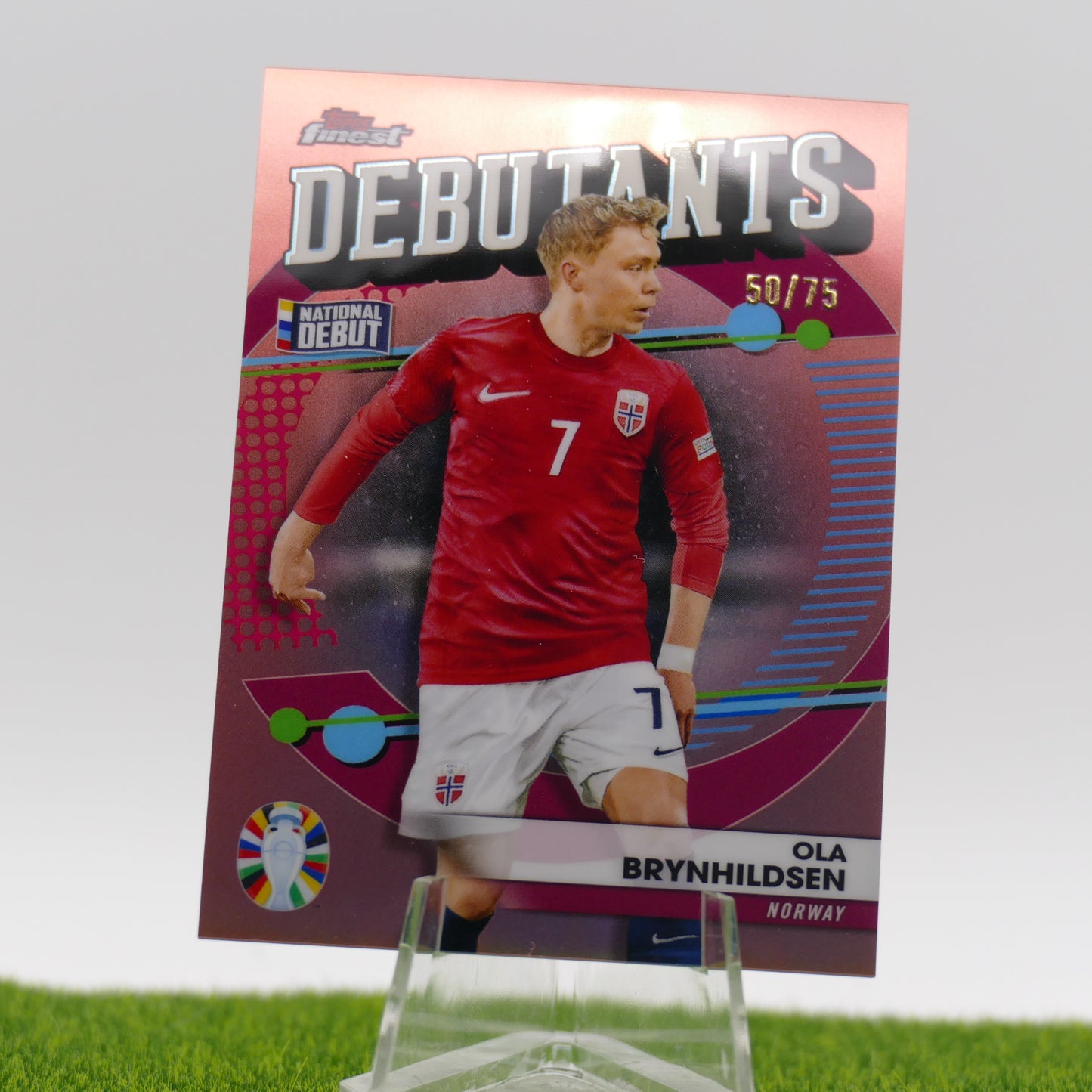 Topps Finest Ola Brynhildsen Debutants Rookie /75