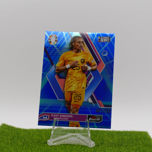 Topps Finest Xavi Simons Rookie 057/250