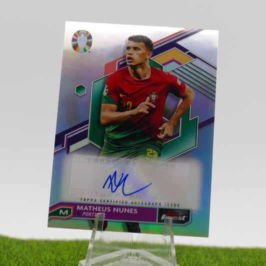 Topps Finest Matheus Nunes Autographed