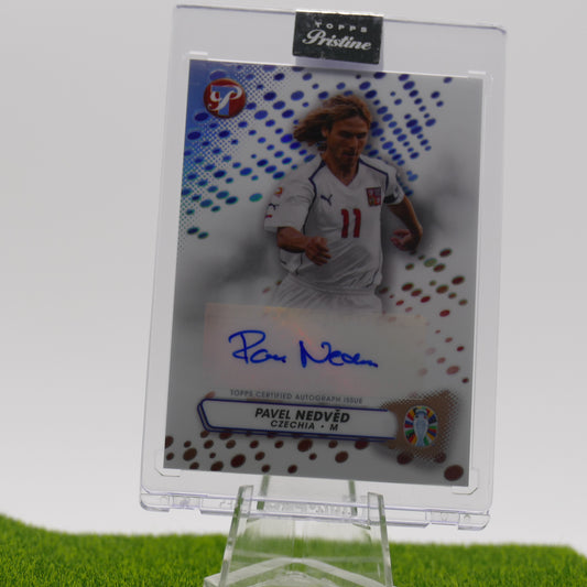 Topps Pristine Pavel Nedved autographed