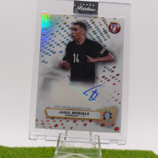 Topps Pristine Jamal Musiala Autographed