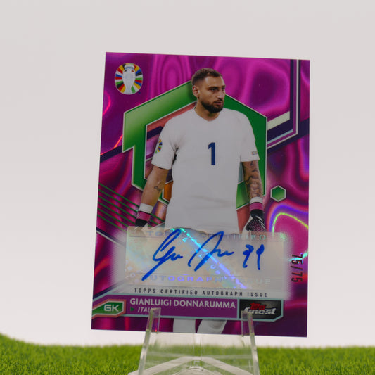 Topps Finest Gianluigi Donnarumma Autographed 75/75