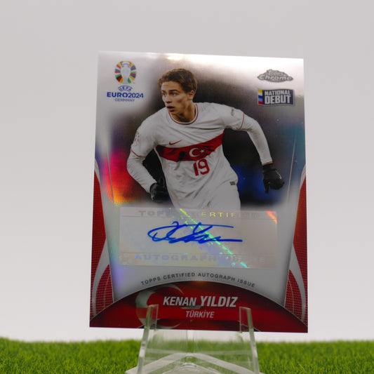 Topps Chrome Kenan Yildiz Autographed Rookie